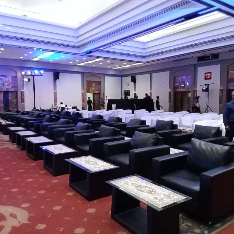 Sewa Sofa Jakarta: Harga, Jenis Sofa, Ketentuan & Area Layanan