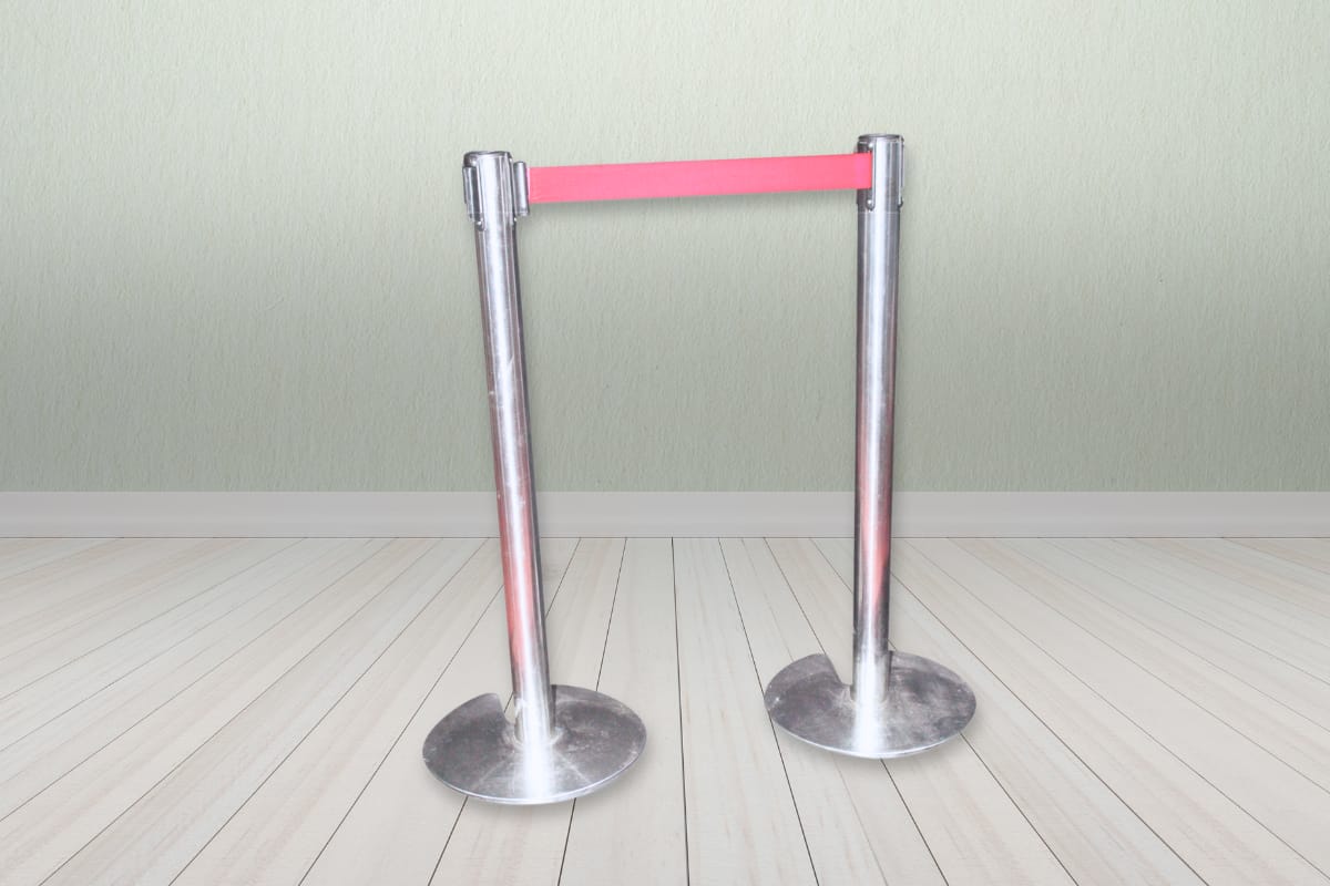 Queue Line Stainless1